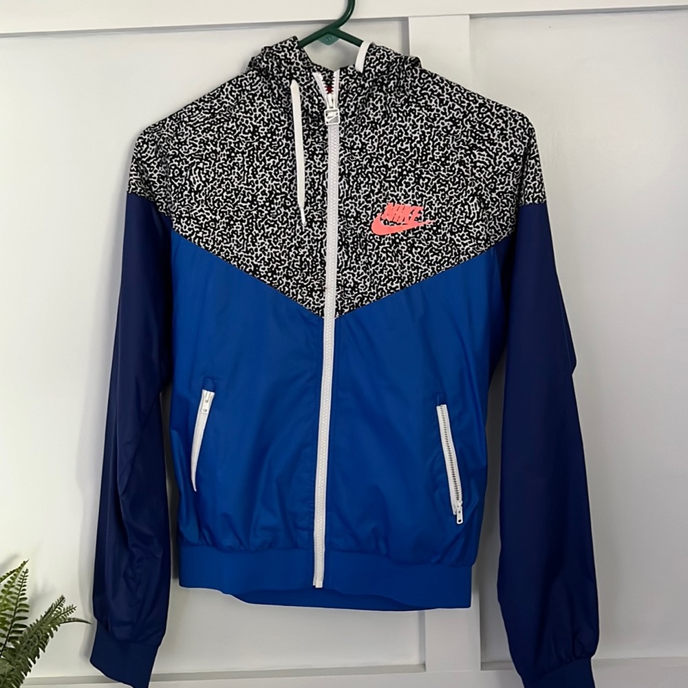 Nike windbreaker